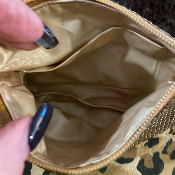 Whiting & Davis Gold Mesh Vintage Cosmetic Bag - Picture 5 of 8